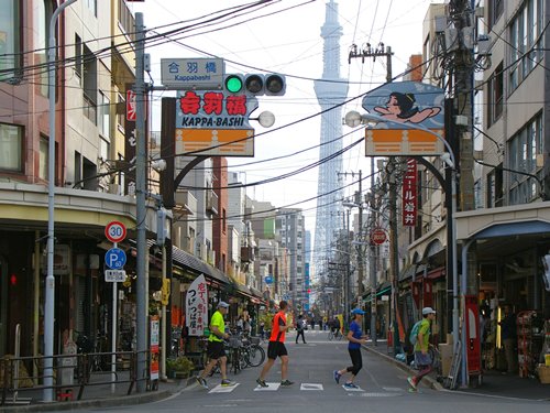 running tour of tokyo